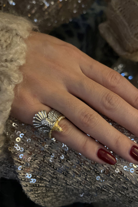 Eagle ring