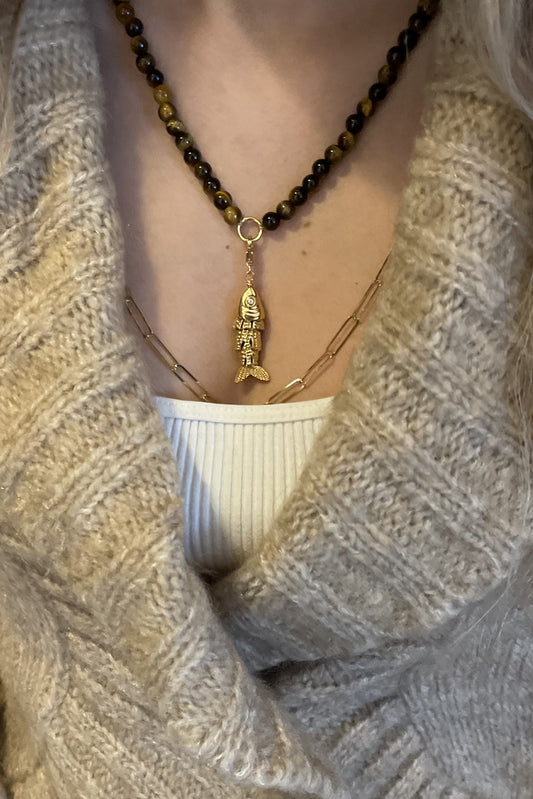 Necklace natural stones